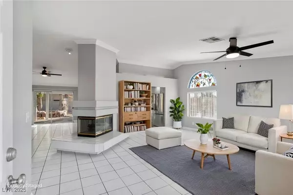 Henderson, NV 89074,8684 Jasper Wood ST