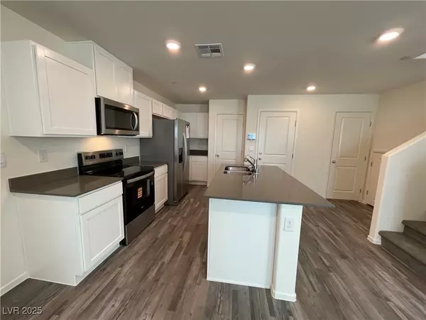 Las Vegas, NV 89139,4919 Olive Mesa AVE