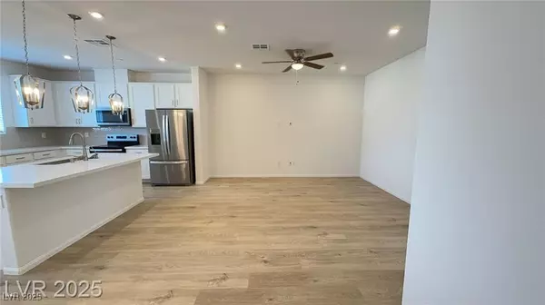 Henderson, NV 89015,322 Cymbal PL