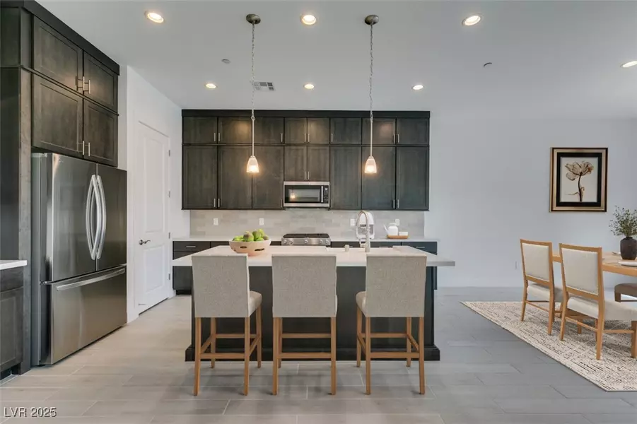 9993 Skye Gazer AVE, Las Vegas, NV 89166