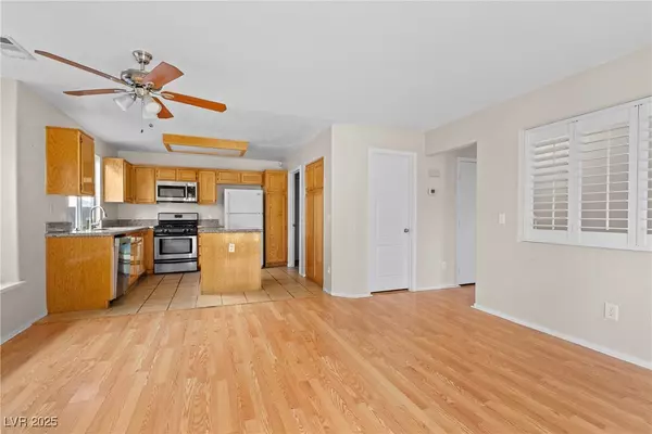 Las Vegas, NV 89128,1813 Navajo Lake WAY