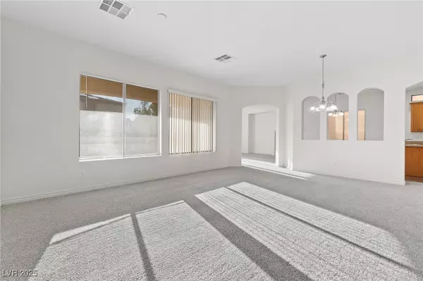 North Las Vegas, NV 89081,6121 Broccoli ST