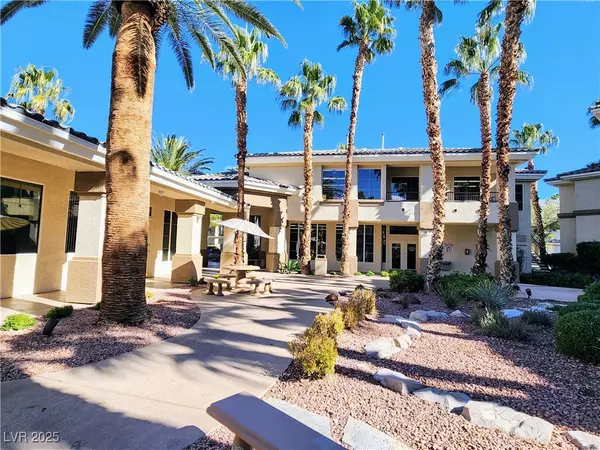 Las Vegas, NV 89113,7135 S Durango DR #314