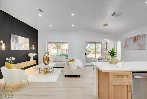 Henderson, NV 89012,2142 High Mesa DR