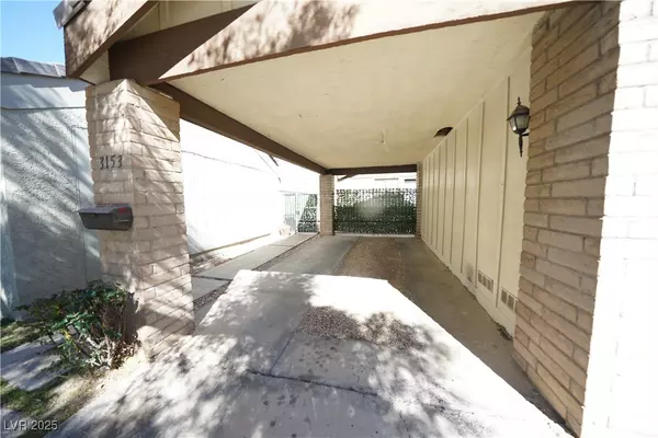 Las Vegas, NV 89109,3153 Bel Air DR