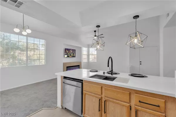 Las Vegas, NV 89128,7709 Himalayas AVE #201