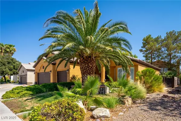 Las Vegas, NV 89130,5213 Red Glory DR