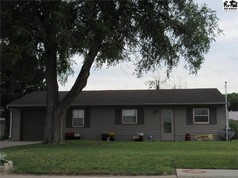204 S Walnut St, South Hutchinson, KS 67505