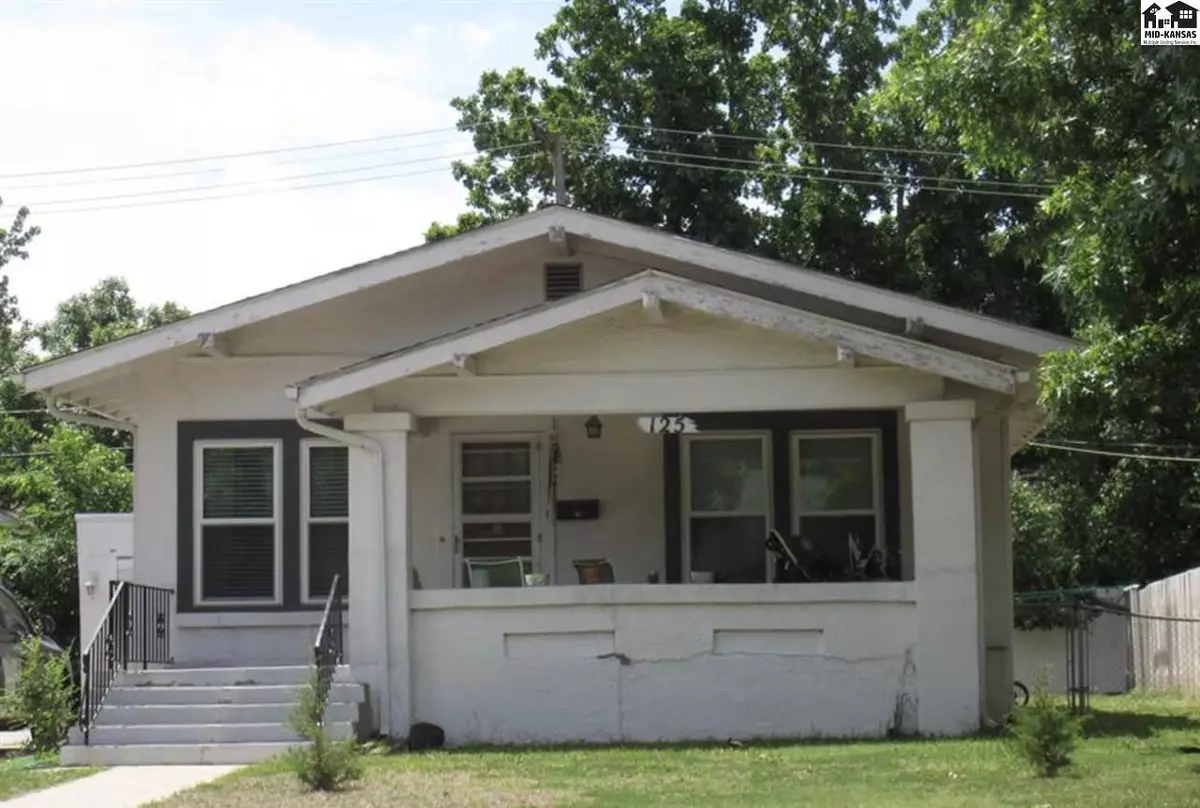 Hutchinson, KS 67501,125 E 17th Ave