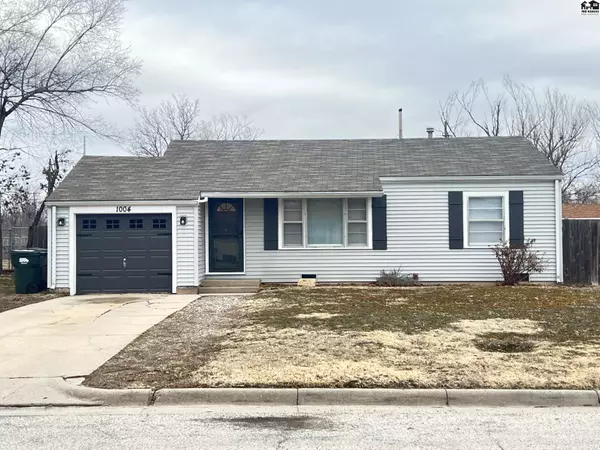 1004 W 19th Ave, Hutchinson, KS 67502