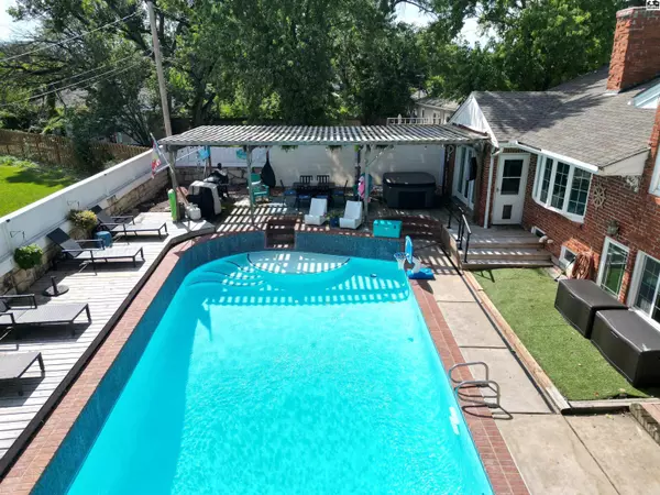 Hutchinson, KS 67502,3200 Farmington Rd