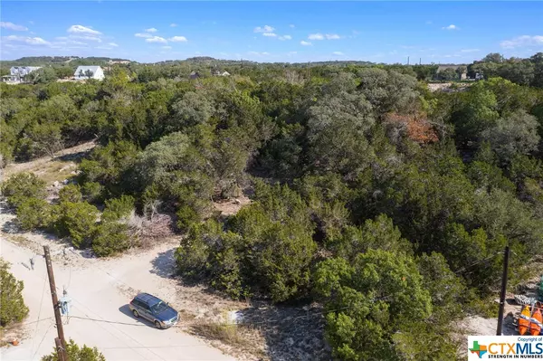 Blanco, TX 78606,0 Contour DR