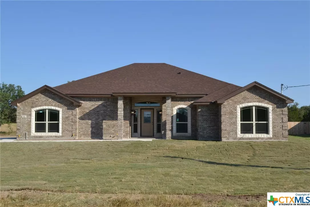 Kempner, TX 76539,749 County Road 3152