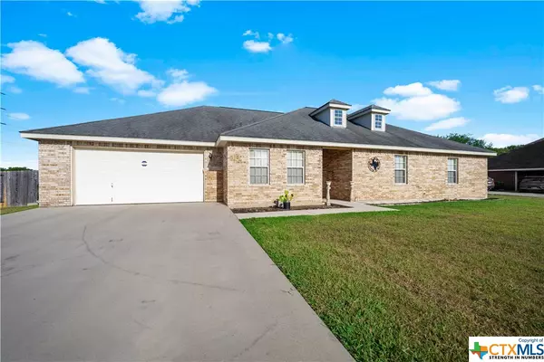 Seguin, TX 78155,150 Castlewood DR