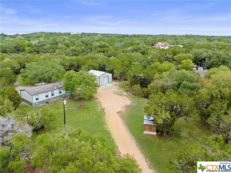 404 Pinion TRL, Wimberley, TX 78676