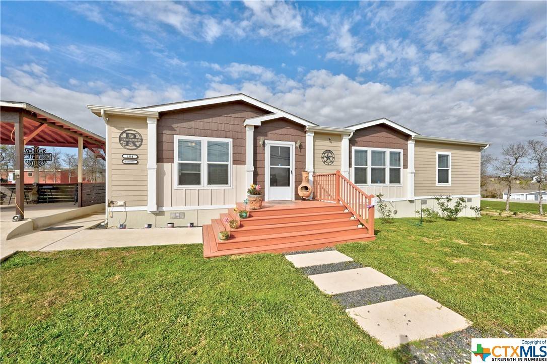 104 Tesoro WAY, Del Valle, TX 78617