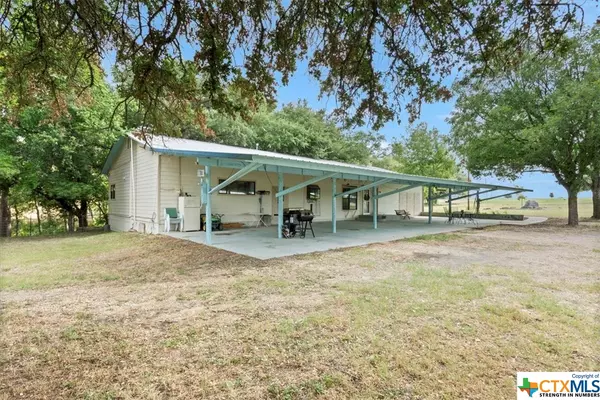 Buckholts, TX 76518,622 County Road 106