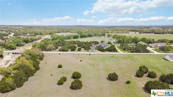 313 Lets Roll DR, Fischer, TX 78623
