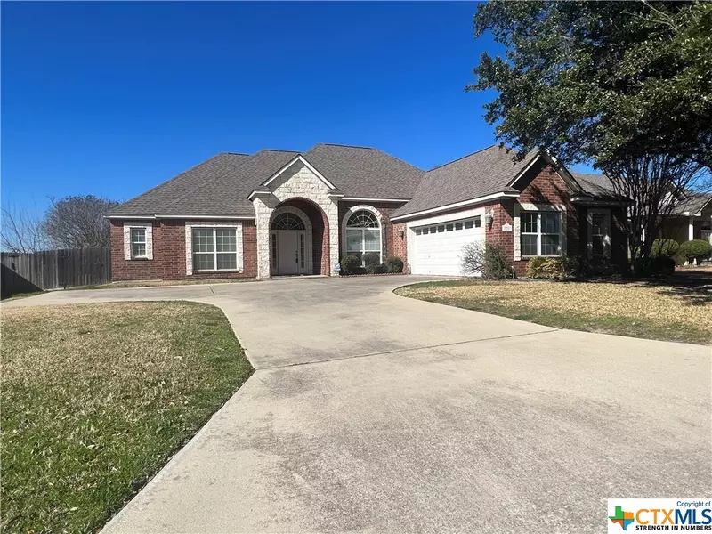 1020 Ravenwood CT, Temple, TX 76502