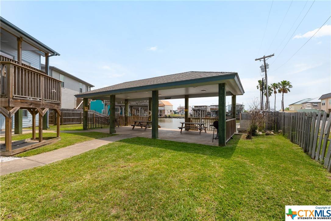 513 Laguna DR #D, Port Mansfield, TX 78598