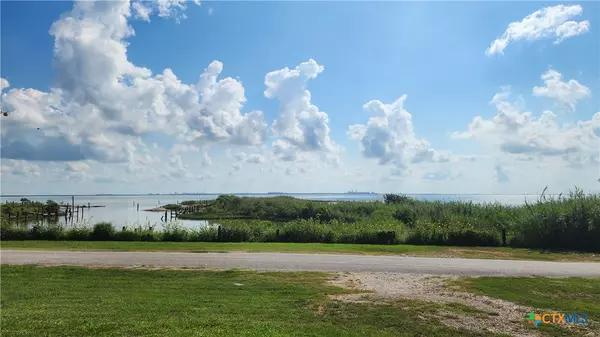 Lot 3 Commerce, Port Lavaca, TX 77979