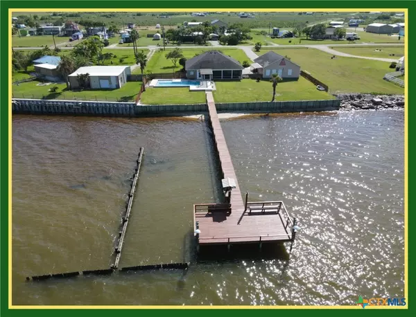 139 Alamo Beach AVE, Port Lavaca, TX 77979