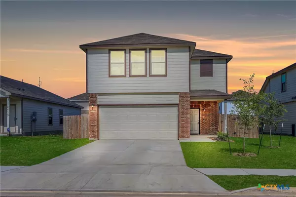 2425 Marty WAY, Seguin, TX 78155