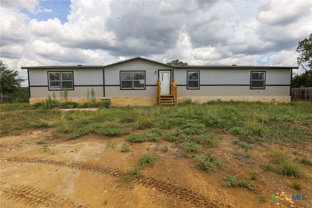 122 Peninsula Circle, Bandera, TX 78003