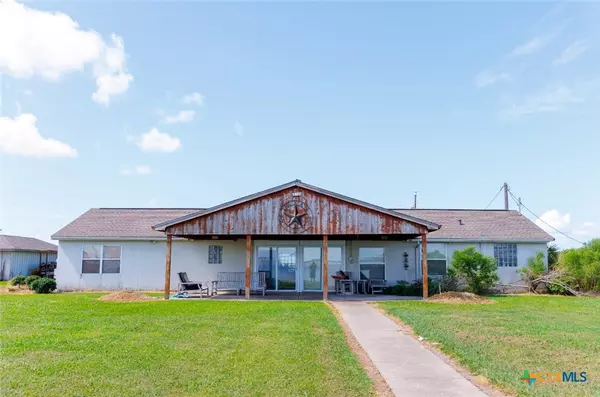 Port Alto, TX 77979,927 N CR 307 RD