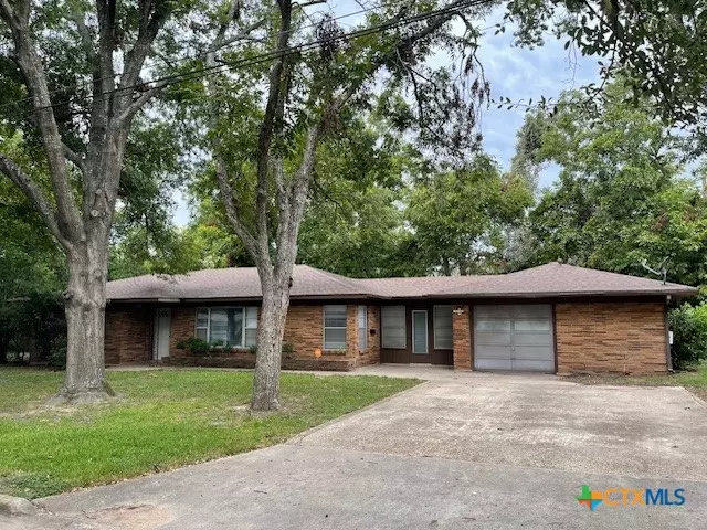 1708 Cleveland, Cameron, TX 76520