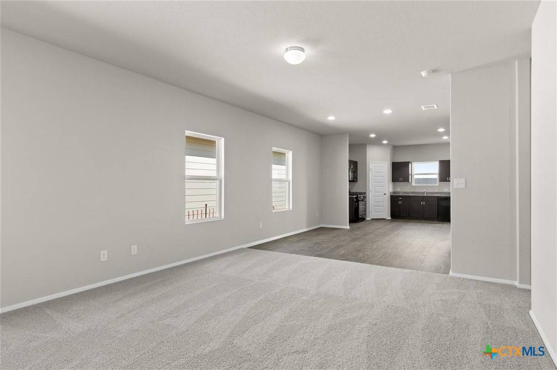 Elgin, TX 78621,112 Bluestem DR