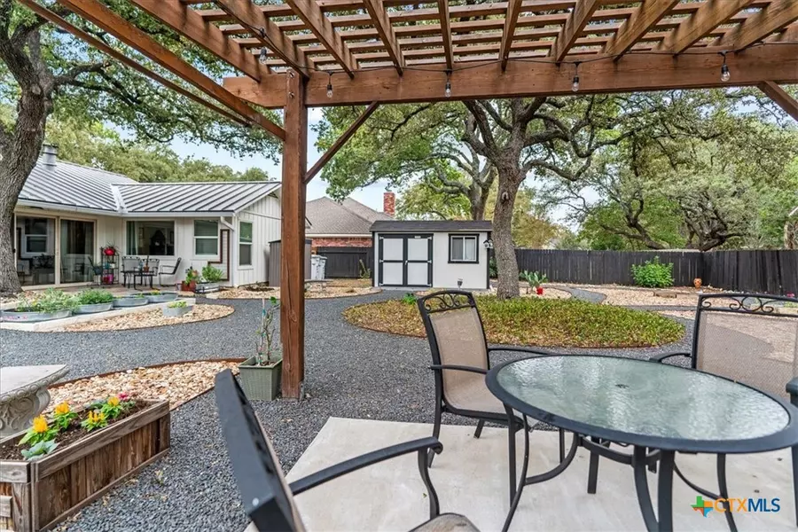 53 Woodcreek DR, Wimberley, TX 78676