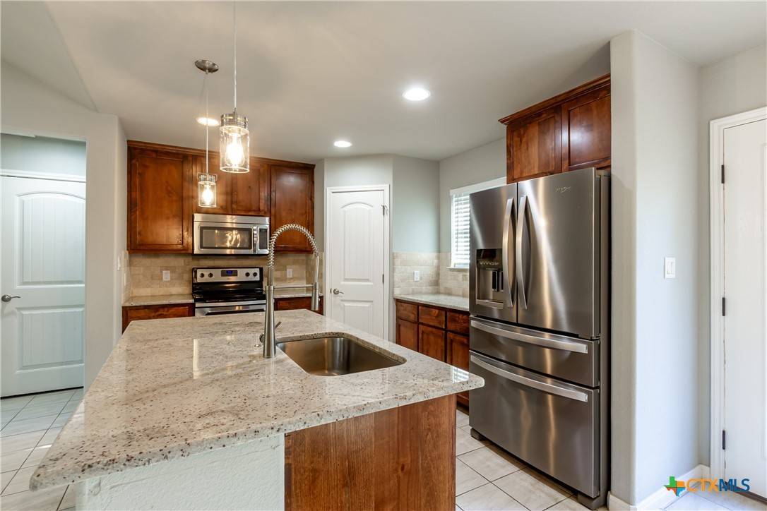 Canyon Lake, TX 78133,764 Eastview DR
