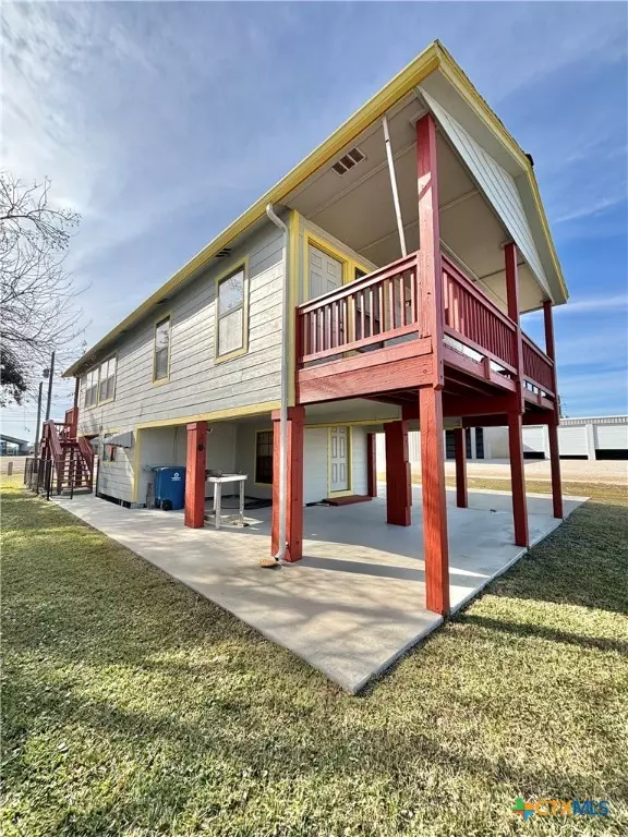 Port O'connor, TX 77982,104 S Byers ST