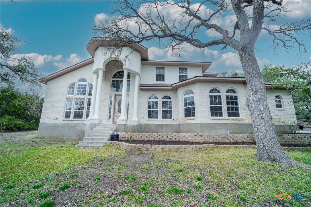 900 Wayside DR, Wimberley, TX 78676