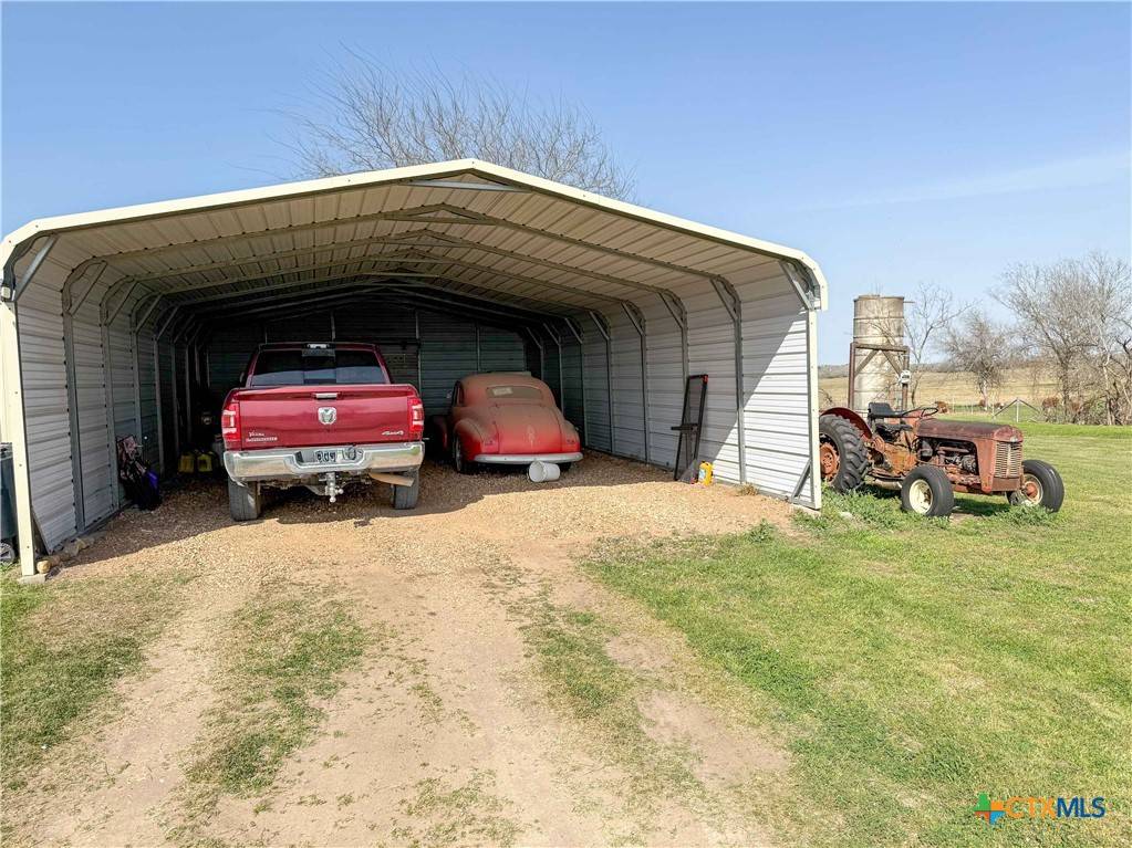 Yorktown, TX 78164,2126 Simecek RD