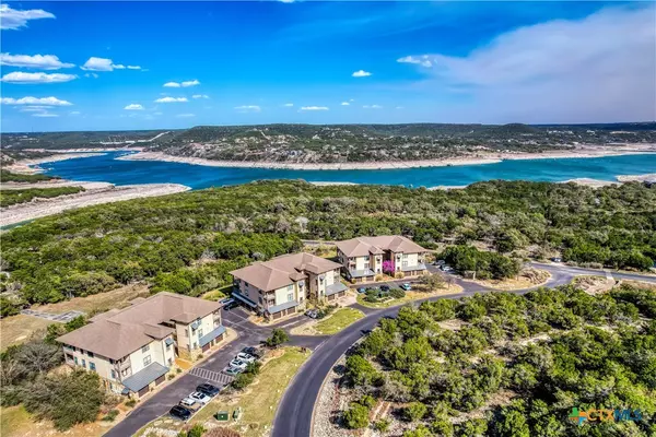 17732 Edgewood WAY #101, Jonestown, TX 78645
