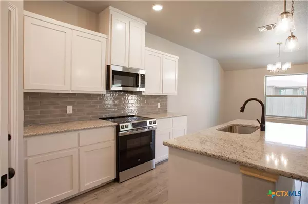 Belton, TX 76513,3217 Digby DR