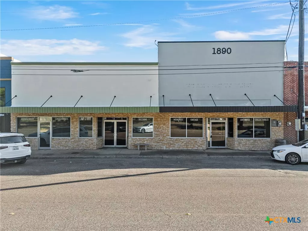 Cameron, TX 76520,107 W Main ST