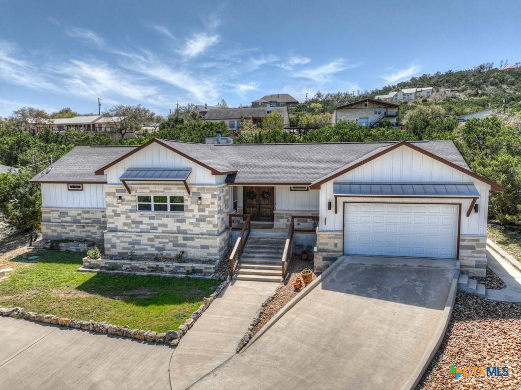 1151 Flagstone Dr DR, Fischer, TX 78623