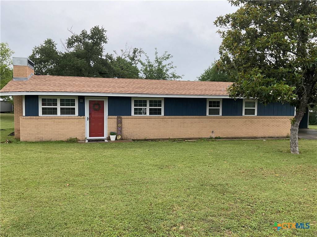 208 Old Fort Gates RD, Gatesville, TX 76528