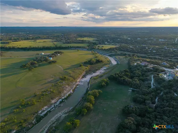 Spring Branch, TX 78070,308 River RDG