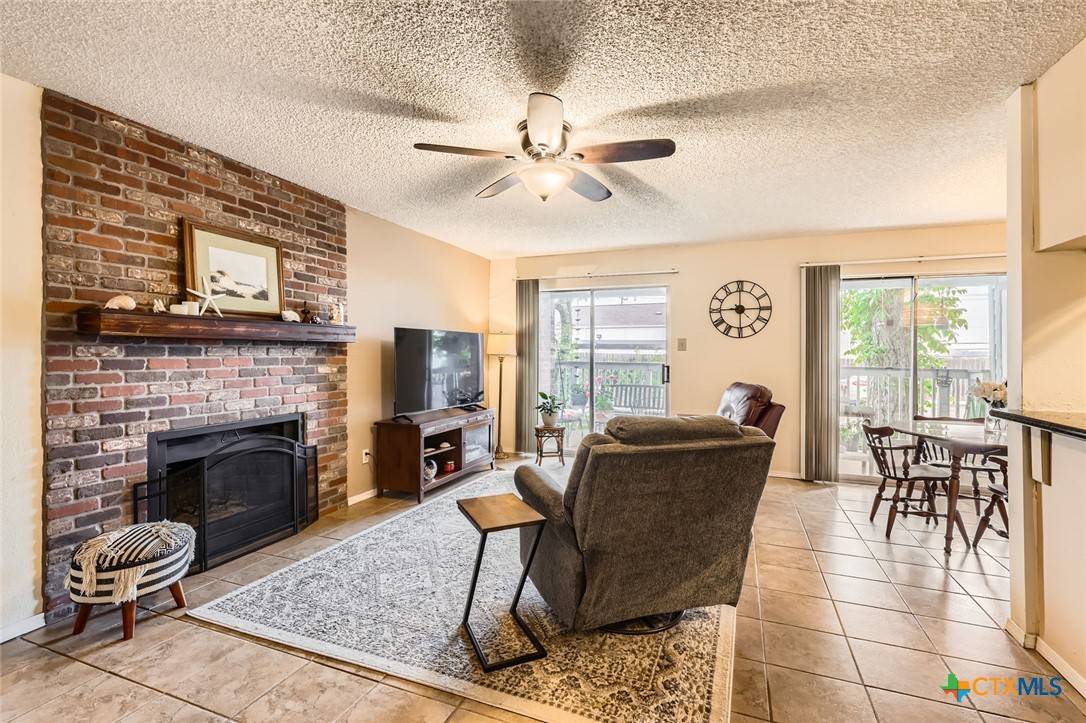 San Antonio, TX 78233,14343 Judson RD #303