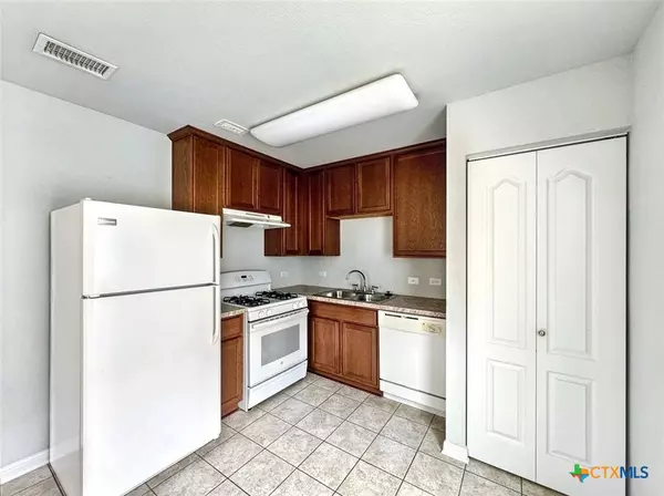 San Marcos, TX 78666,340 Perry ST #Garage Apartment