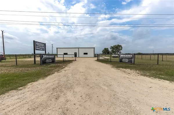 5513 Alternate 90, Seguin, TX 78155