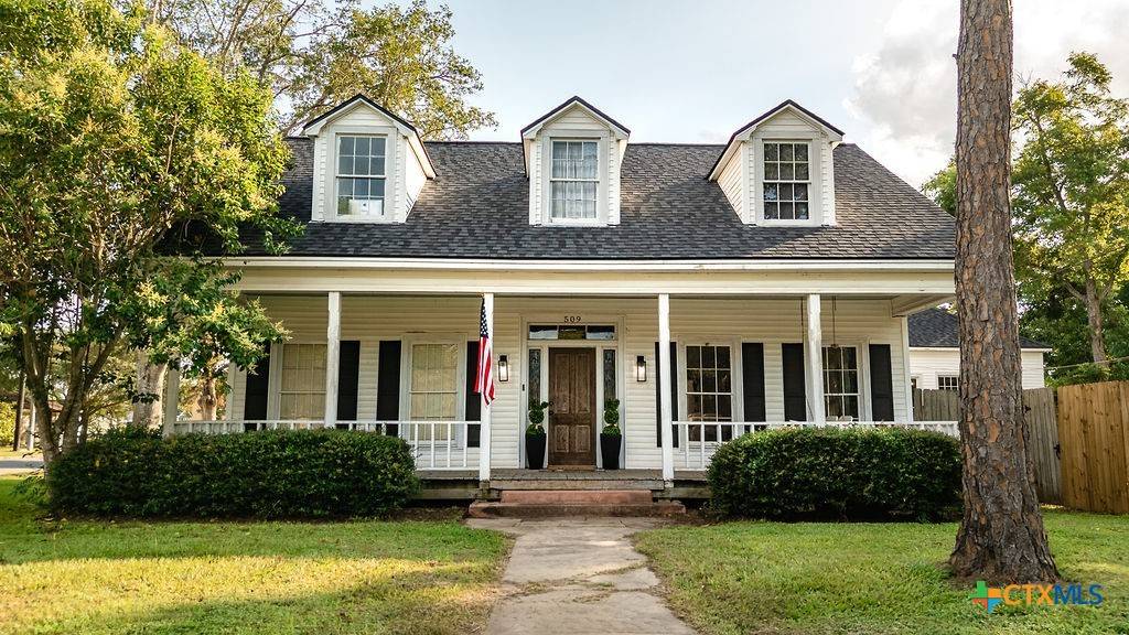 509 Hanover ST, Edna, TX 77957