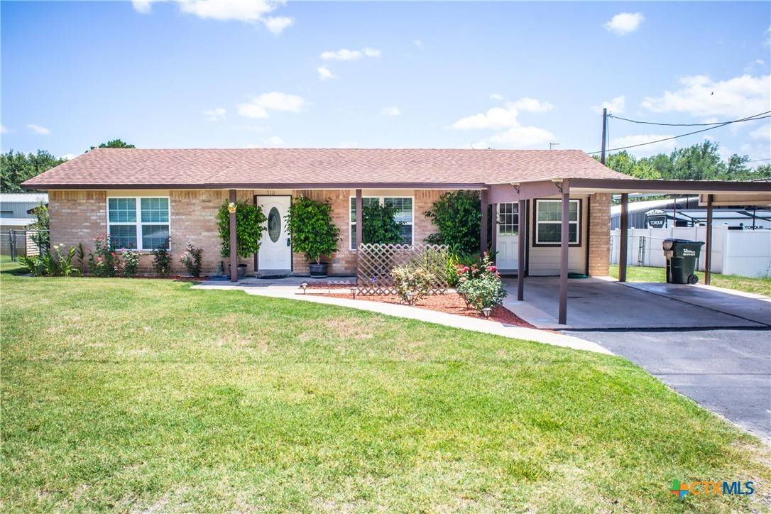 510 E 7th ST, Yorktown, TX 78164