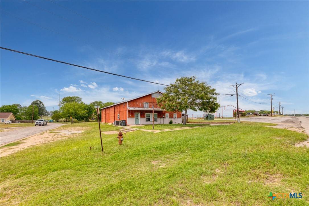 Luling, TX 78648,805 N Magnolia AVE