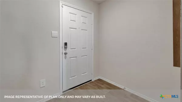 Seguin, TX 78155,1017 SEEDLING LN
