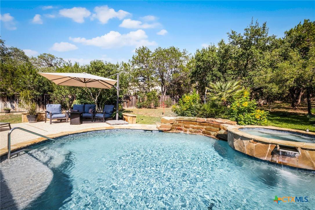 San Antonio, TX 78266,19530 Creekview Oaks